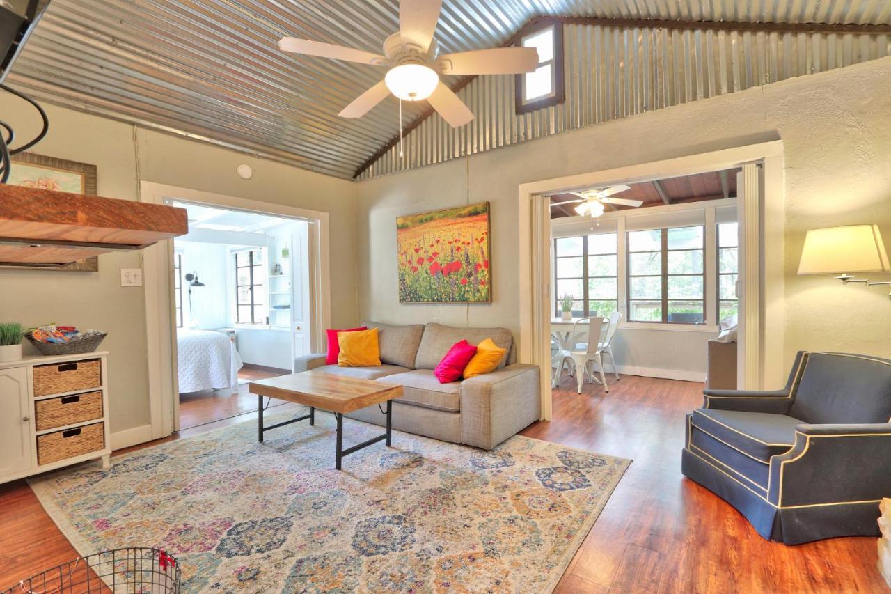Creekside Cabins - The Getaway Villa วิมเบอร์ลีย์ ภายนอก รูปภาพ